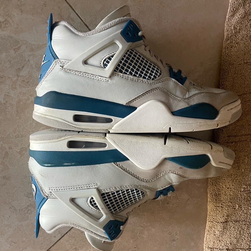 Air Jordan Retro 4 Military Blue Kids Sneakers - Picture 9 of 12